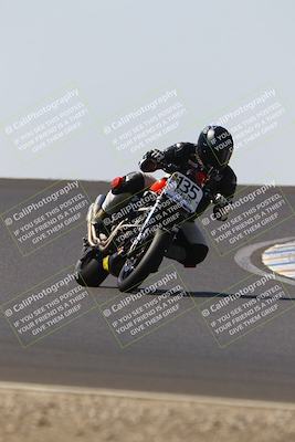 media/Sep-06-2025-CRA (Sat) [[cd32356307]]/Races/Race 4/